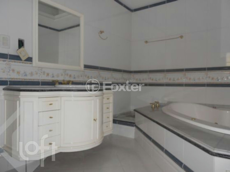 Casa à venda com 4 quartos, 220m² - Foto 7