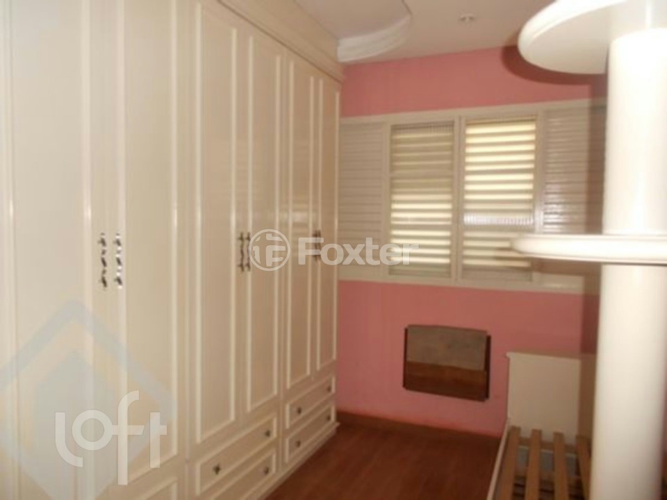 Casa à venda com 4 quartos, 220m² - Foto 8