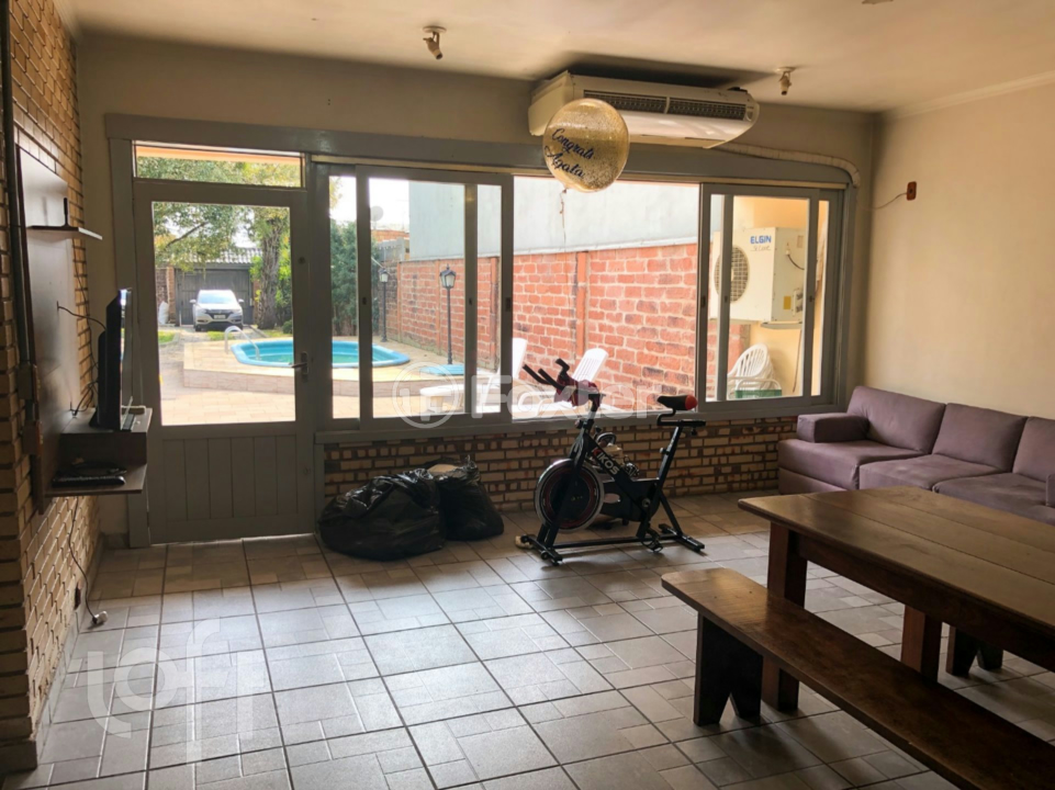 Casa à venda com 5 quartos, 235m² - Foto 10