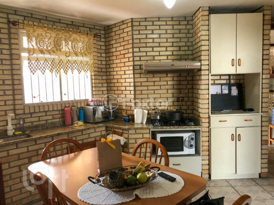 Casa à venda com 5 quartos, 235m² - Foto 16