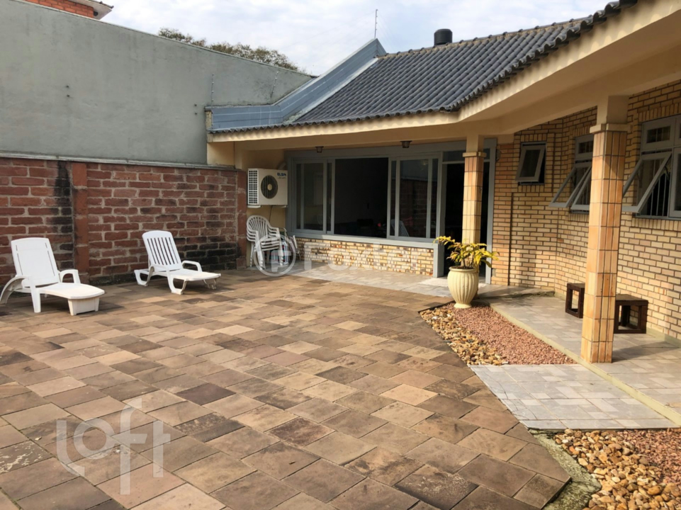 Casa à venda com 5 quartos, 235m² - Foto 7