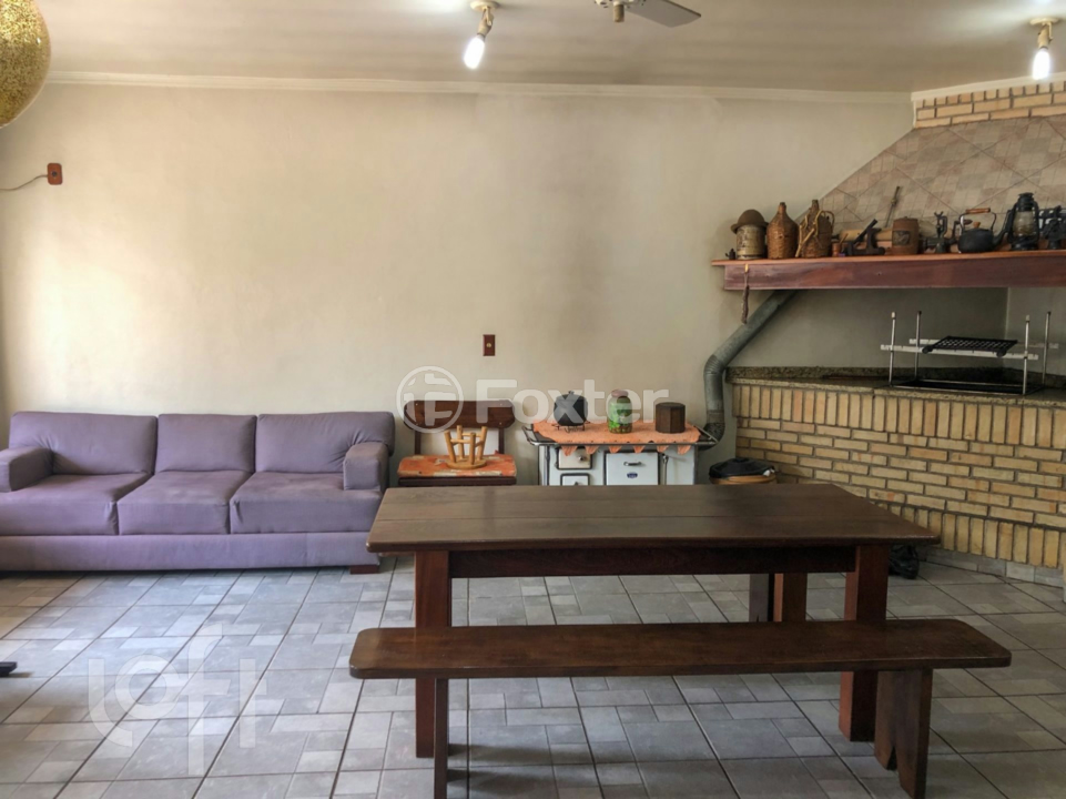 Casa à venda com 5 quartos, 235m² - Foto 9