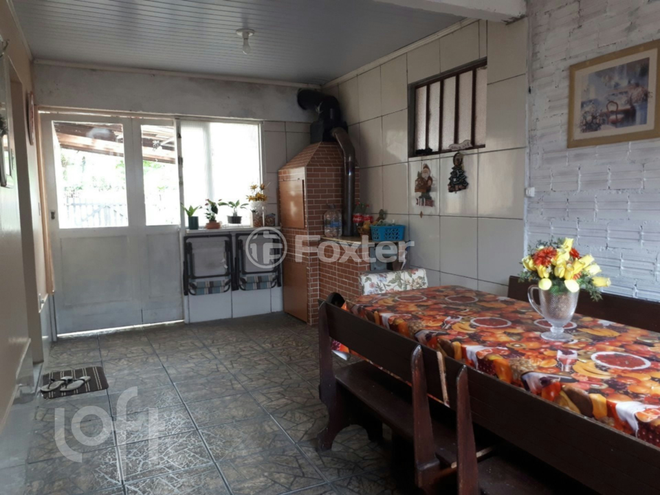 Casa à venda com 3 quartos, 70m² - Foto 37