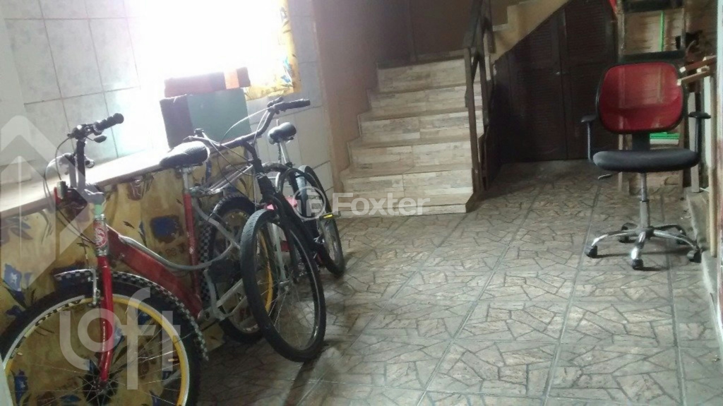 Casa à venda com 3 quartos, 70m² - Foto 17