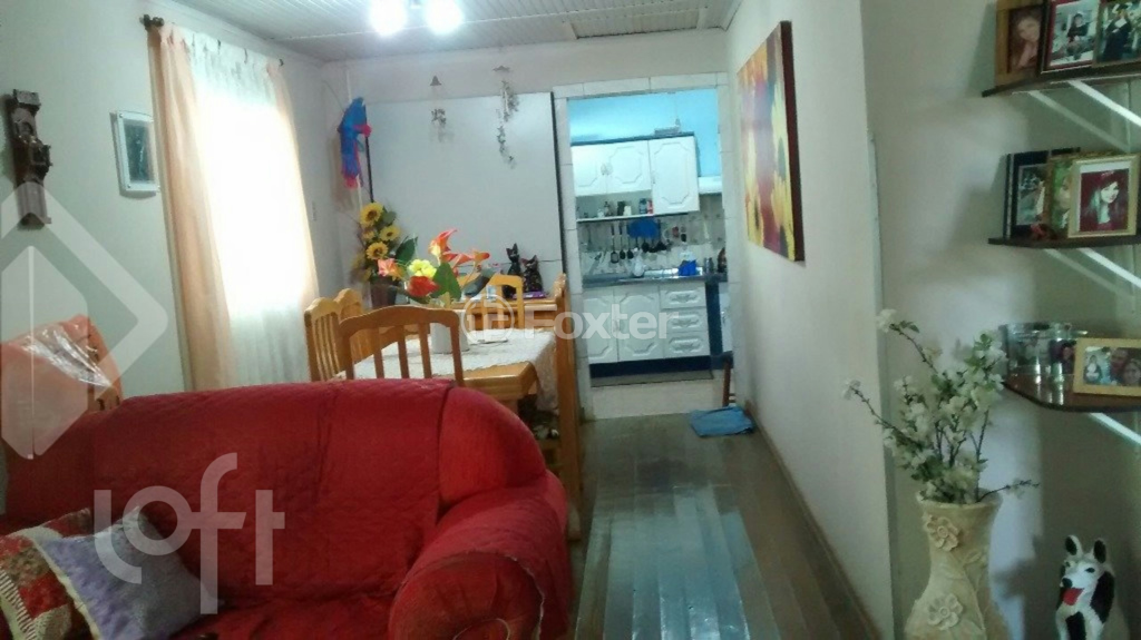Casa à venda com 3 quartos, 70m² - Foto 7