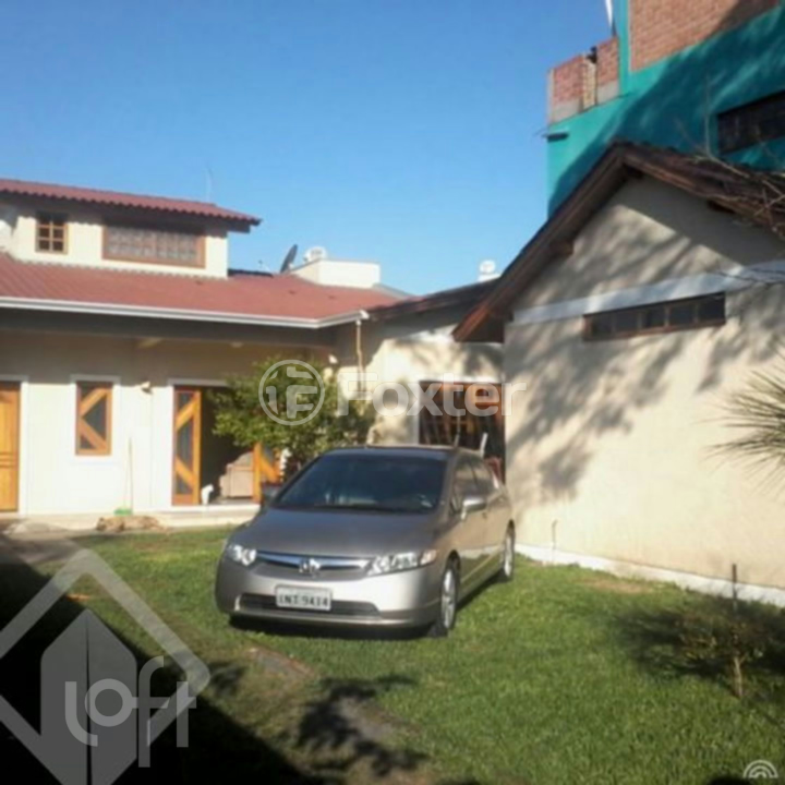Casa à venda com 3 quartos, 147m² - Foto 1
