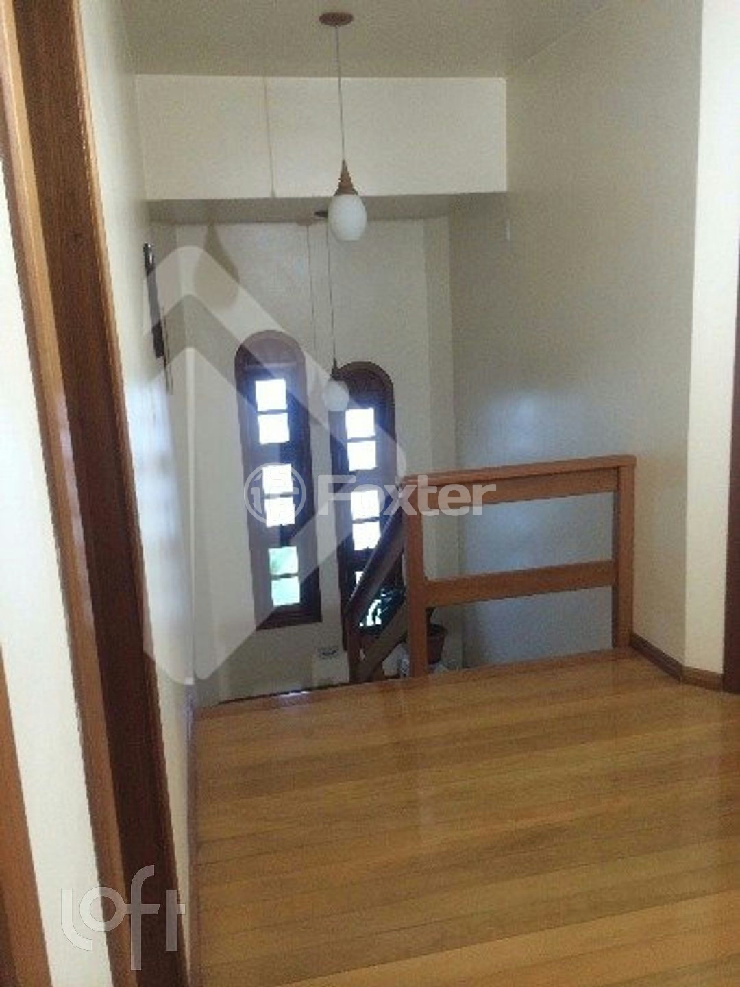 Casa à venda com 3 quartos, 244m² - Foto 4