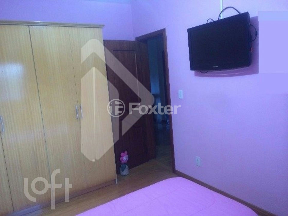 Casa à venda com 3 quartos, 244m² - Foto 5