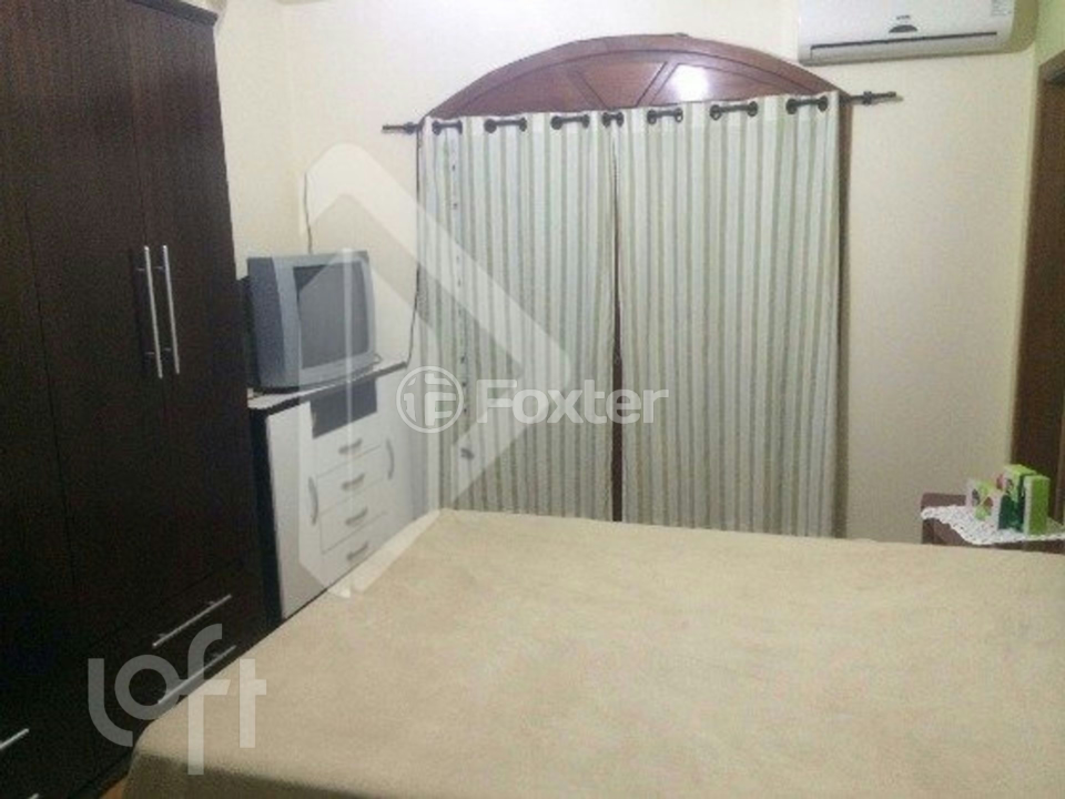 Casa à venda com 3 quartos, 244m² - Foto 15