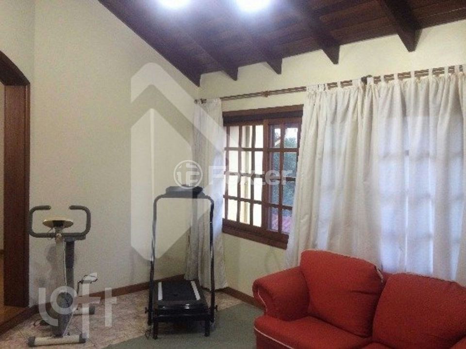 Casa à venda com 3 quartos, 244m² - Foto 9