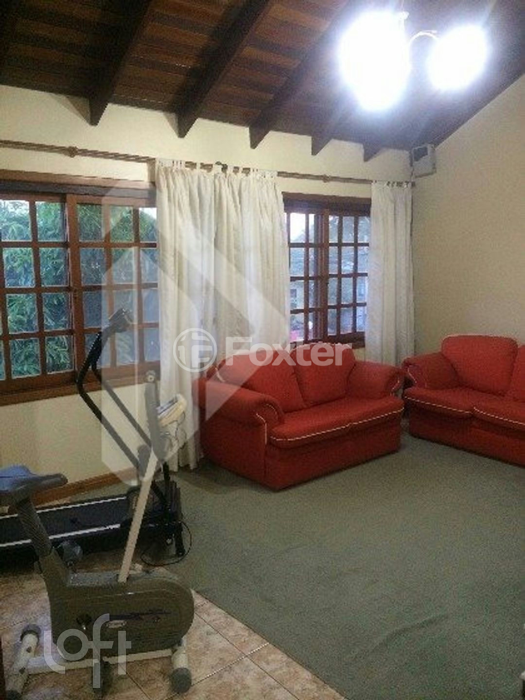 Casa à venda com 3 quartos, 244m² - Foto 10