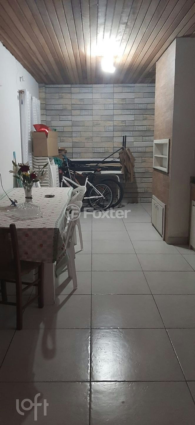 Casa à venda com 2 quartos, 180m² - Foto 3