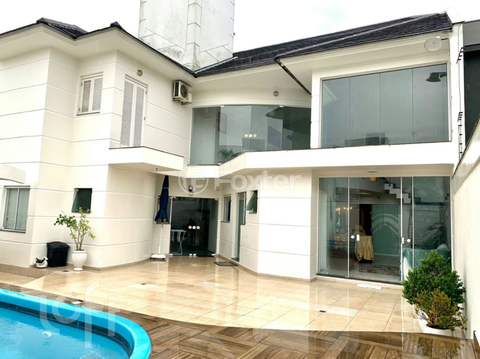 Casa à venda com 4 quartos, 311m² - Foto 7
