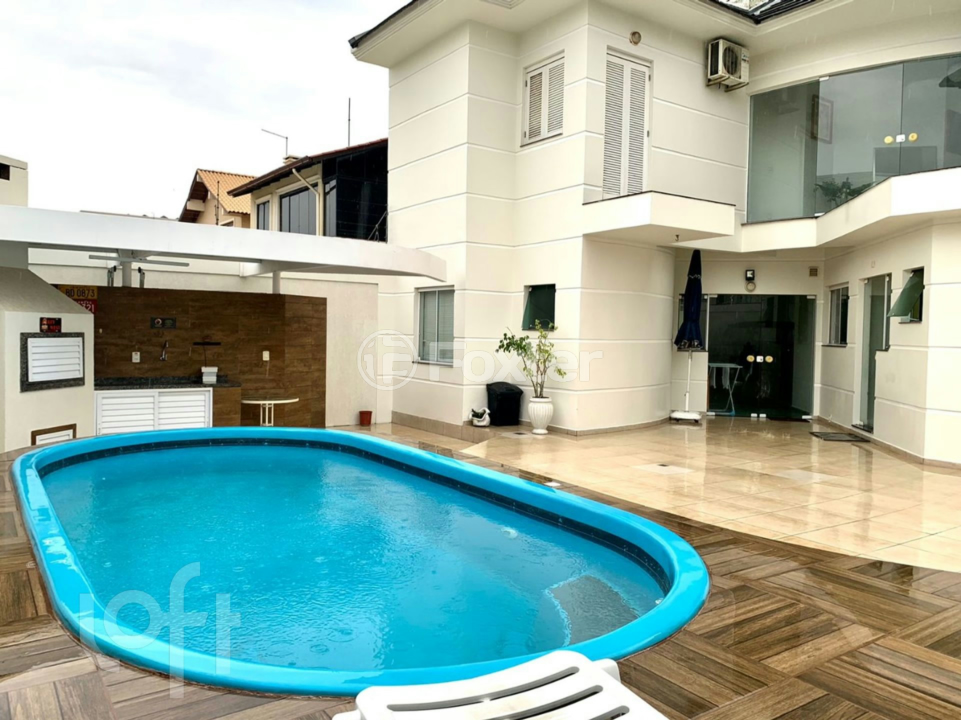 Casa à venda com 4 quartos, 311m² - Foto 34