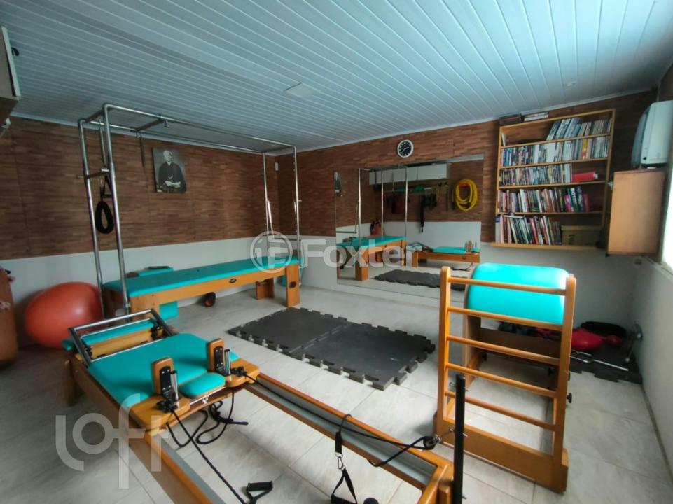 Casa à venda com 4 quartos, 230m² - Foto 15