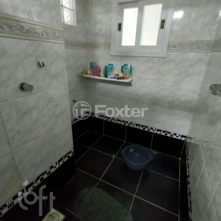 Casa à venda com 4 quartos, 230m² - Foto 12