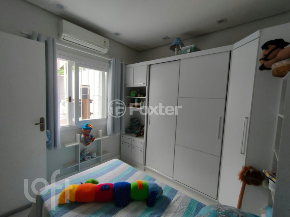 Casa à venda com 4 quartos, 230m² - Foto 11