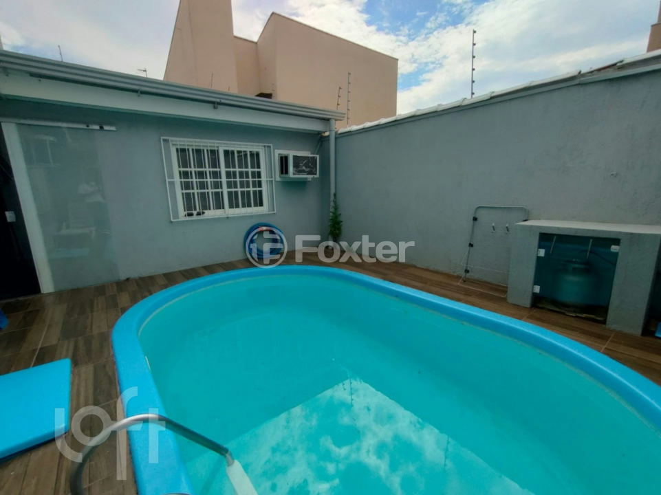 Casa à venda com 4 quartos, 230m² - Foto 14