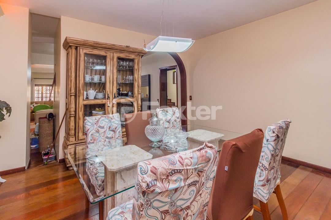 Casa à venda com 6 quartos, 431m² - Foto 12