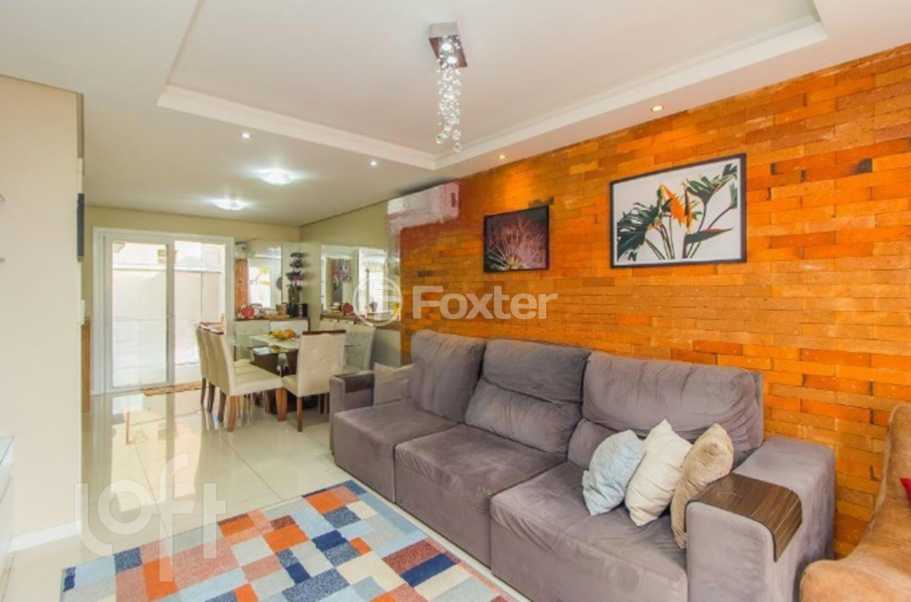 Casa à venda com 3 quartos, 100m² - Foto 4
