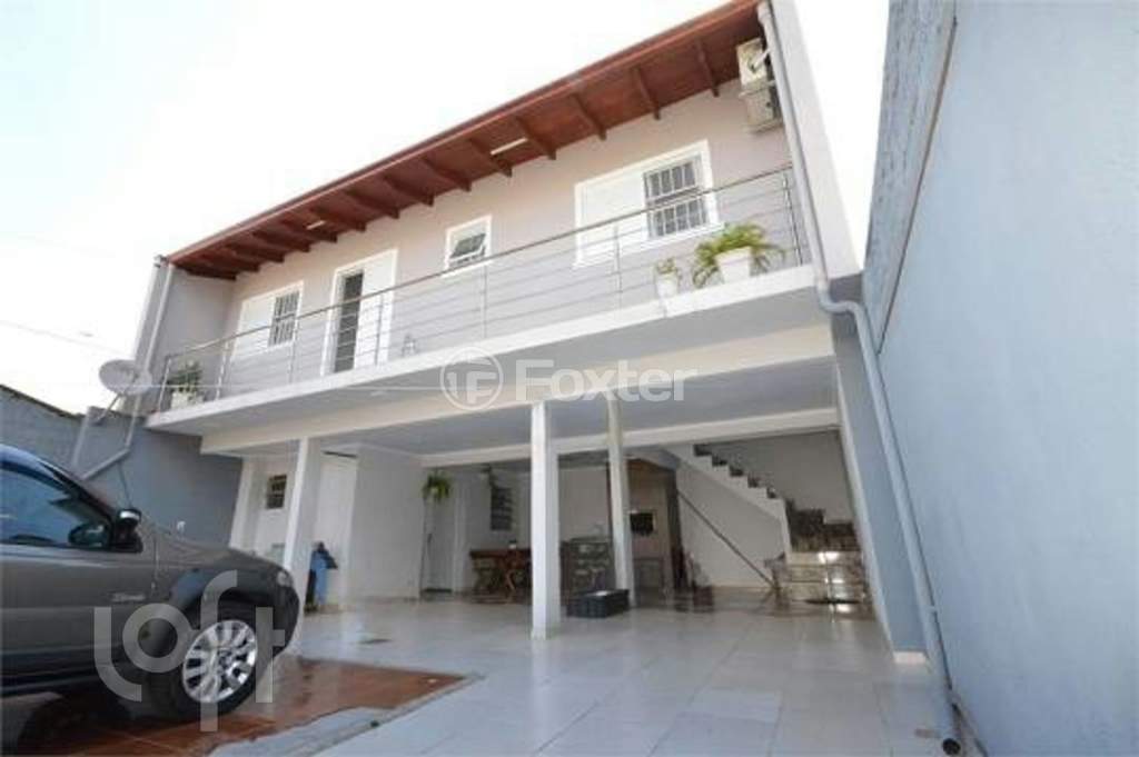 Casa à venda com 2 quartos, 134m² - Foto 1