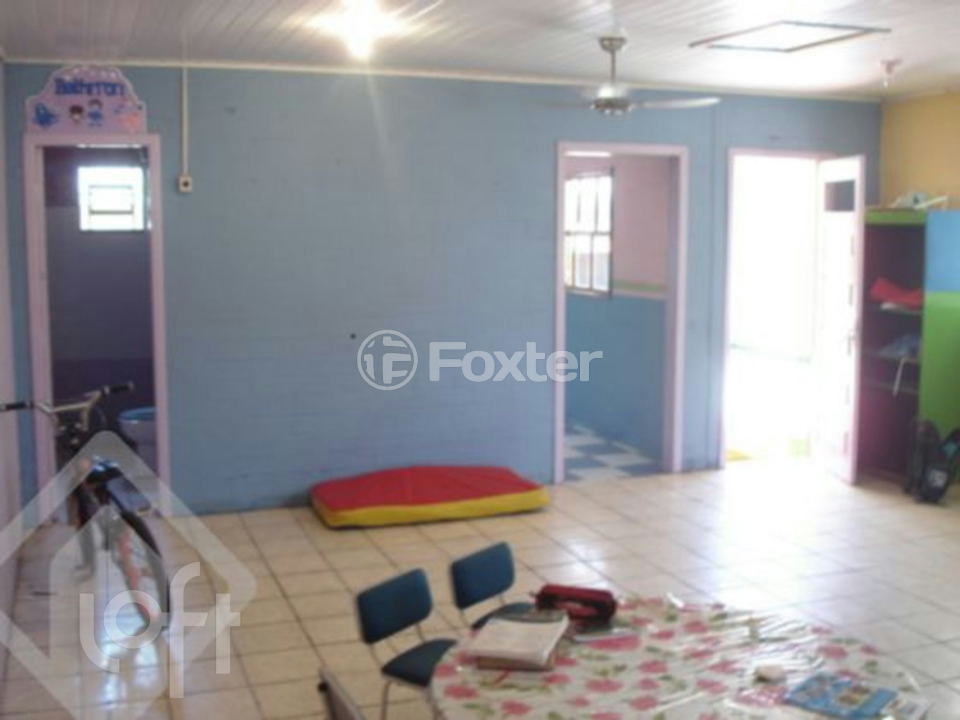 Casa à venda com 3 quartos, 150m² - Foto 3