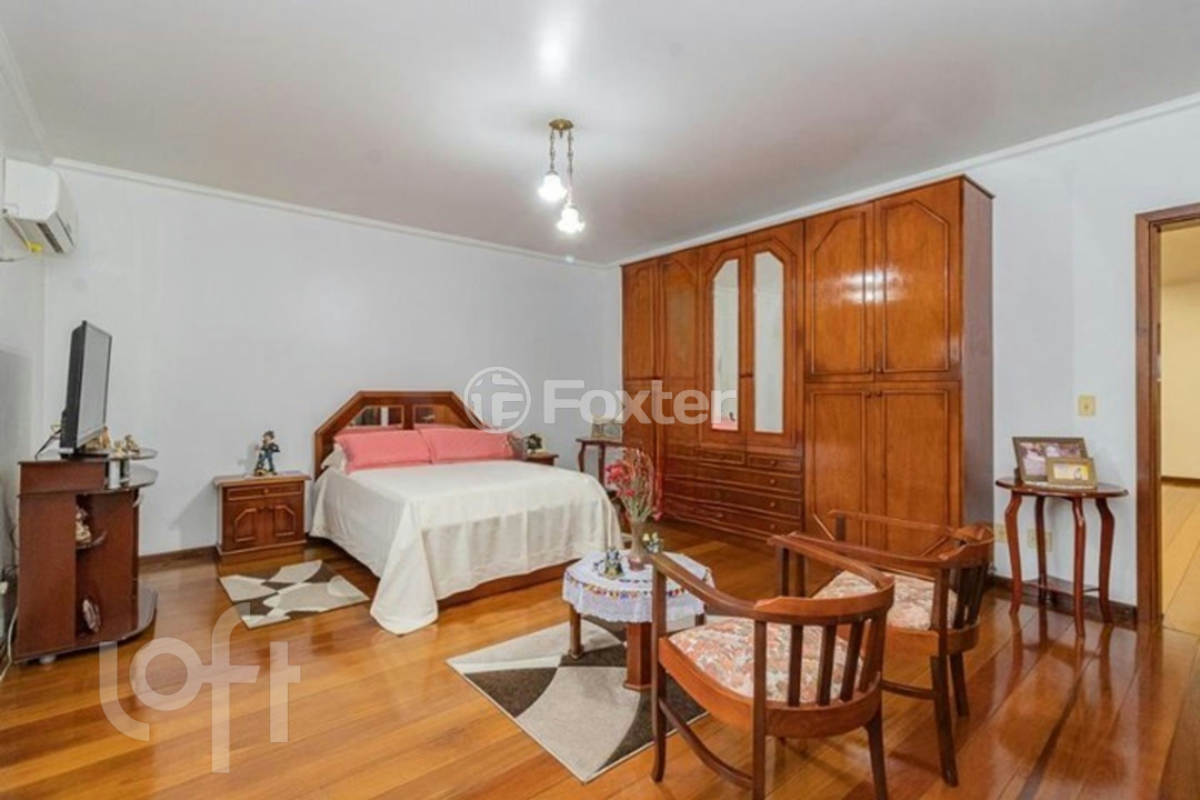 Casa à venda com 3 quartos, 248m² - Foto 2