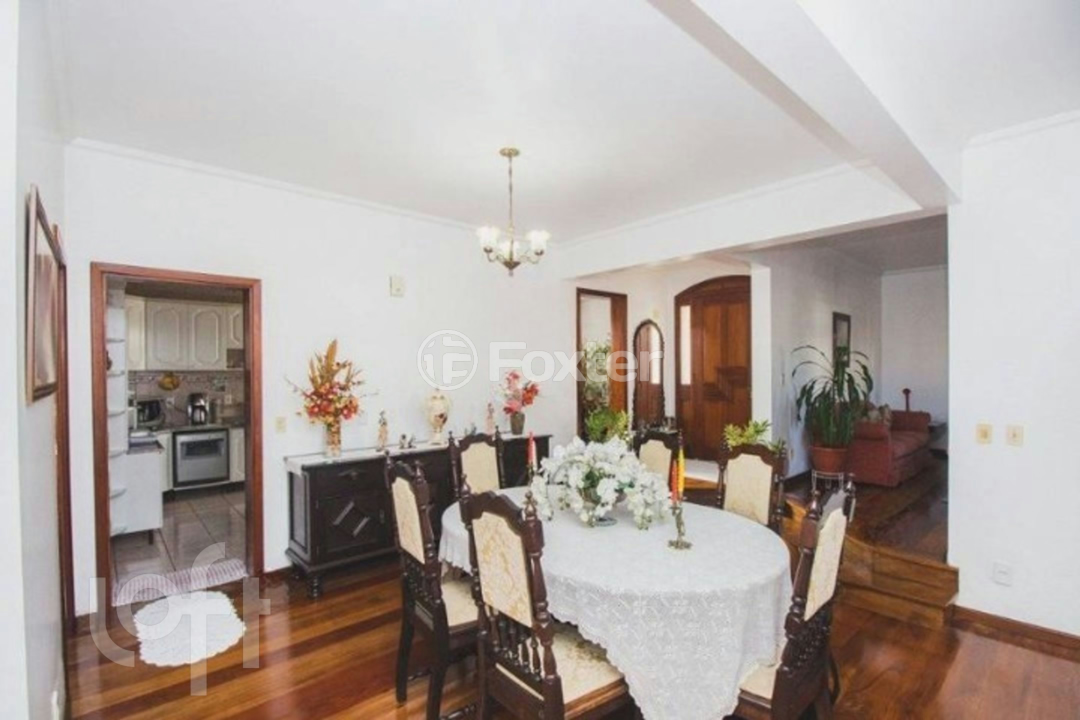 Casa à venda com 3 quartos, 248m² - Foto 14