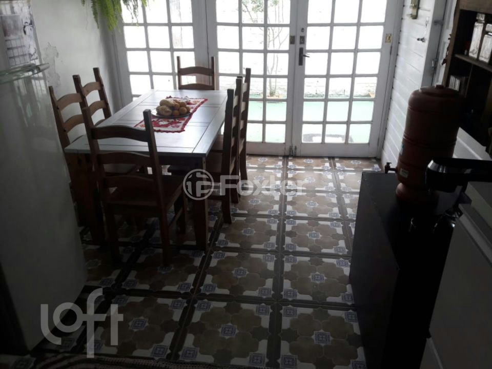 Casa à venda com 2 quartos, 84m² - Foto 7