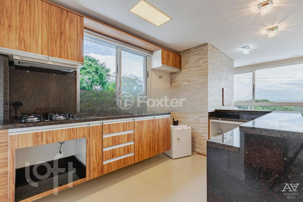 Apartamento à venda com 3 quartos, 90m² - Foto 7