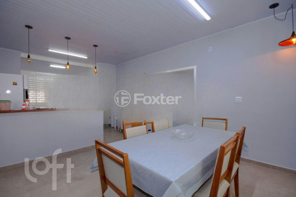 Casa à venda com 3 quartos, 220m² - Foto 3