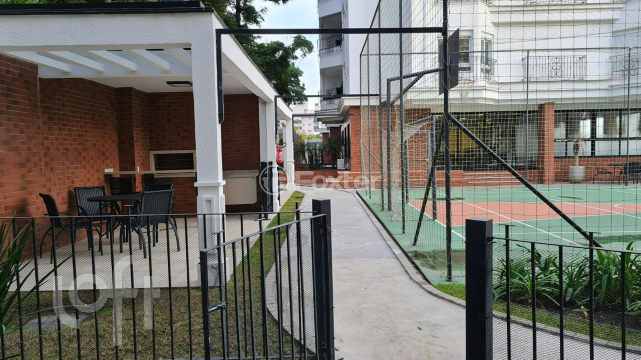 Apartamento à venda com 2 quartos, 131m² - Foto 2