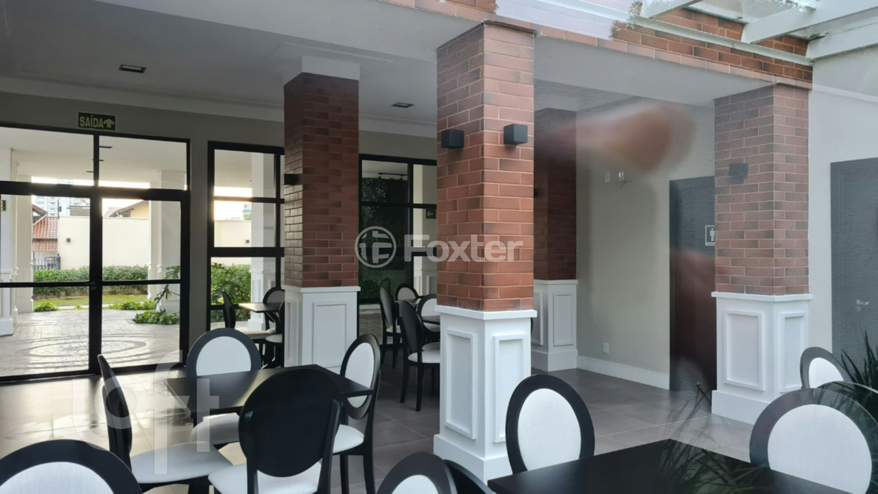 Apartamento à venda com 2 quartos, 131m² - Foto 4
