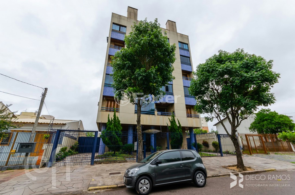 Apartamento à venda com 2 quartos, 67m² - Foto 29