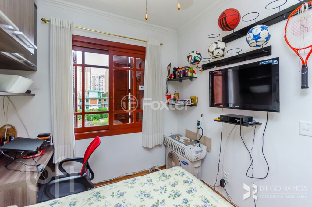 Apartamento à venda com 2 quartos, 67m² - Foto 10