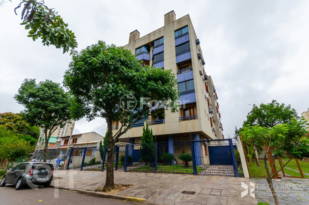 Apartamento à venda com 2 quartos, 67m² - Foto 30