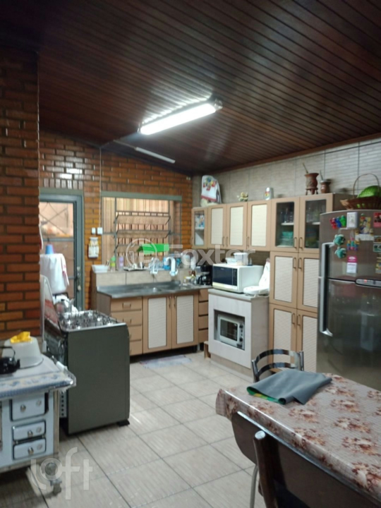 Casa à venda com 4 quartos, 100m² - Foto 8