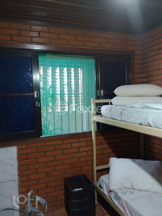 Casa à venda com 4 quartos, 100m² - Foto 14
