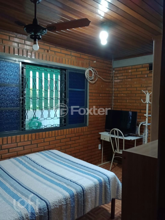 Casa à venda com 4 quartos, 100m² - Foto 13