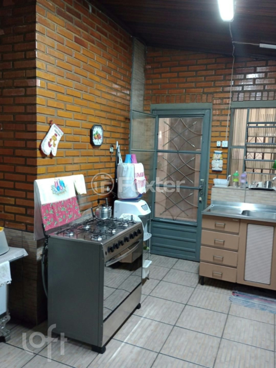 Casa à venda com 4 quartos, 100m² - Foto 7