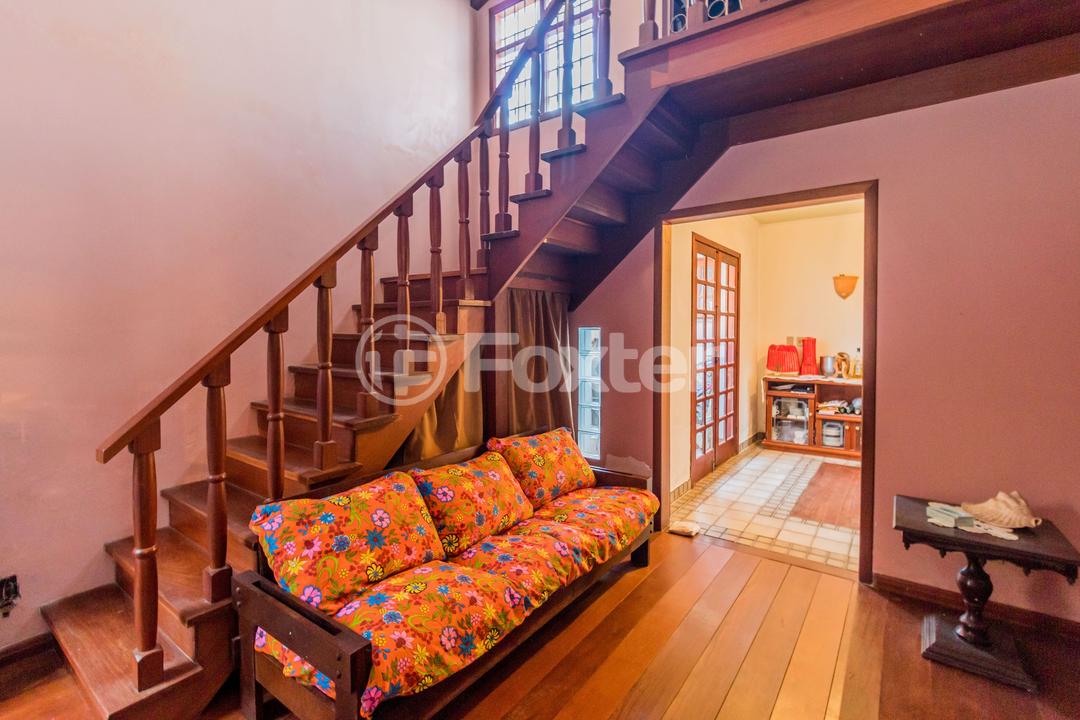 Casa à venda com 3 quartos, 380m² - Foto 2