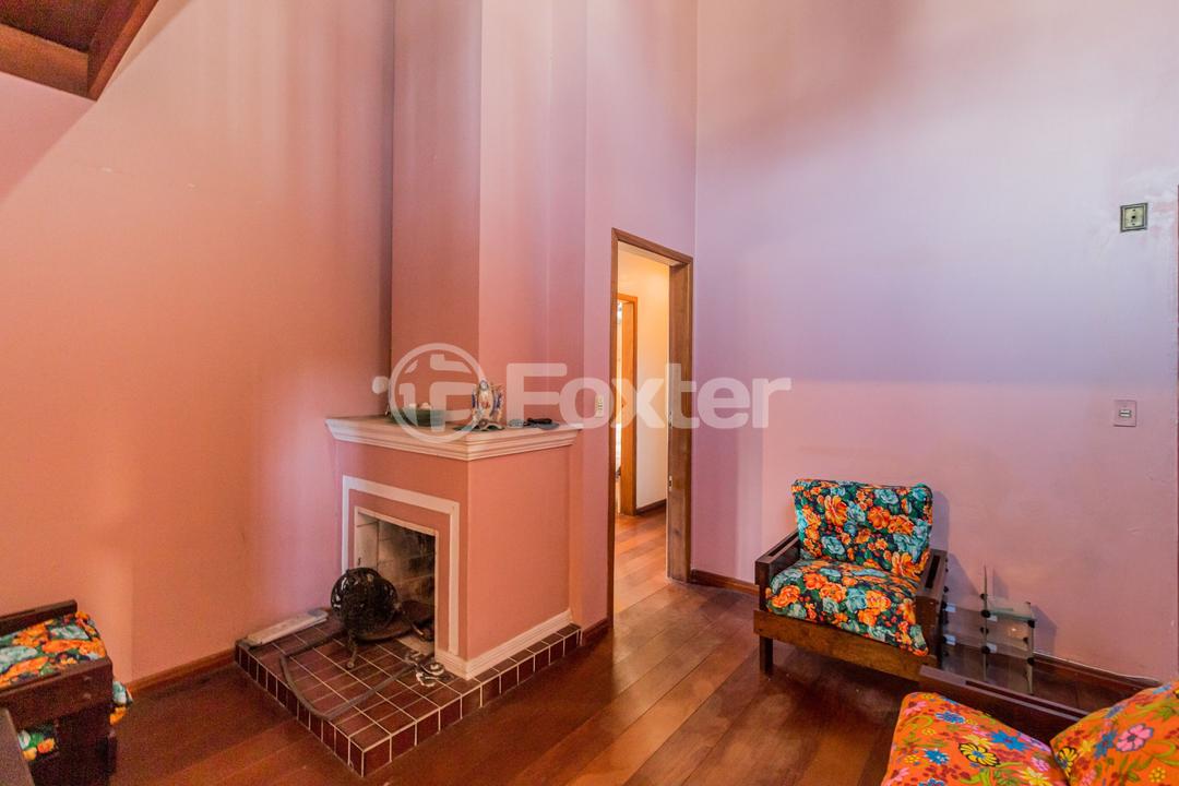 Casa à venda com 3 quartos, 380m² - Foto 4