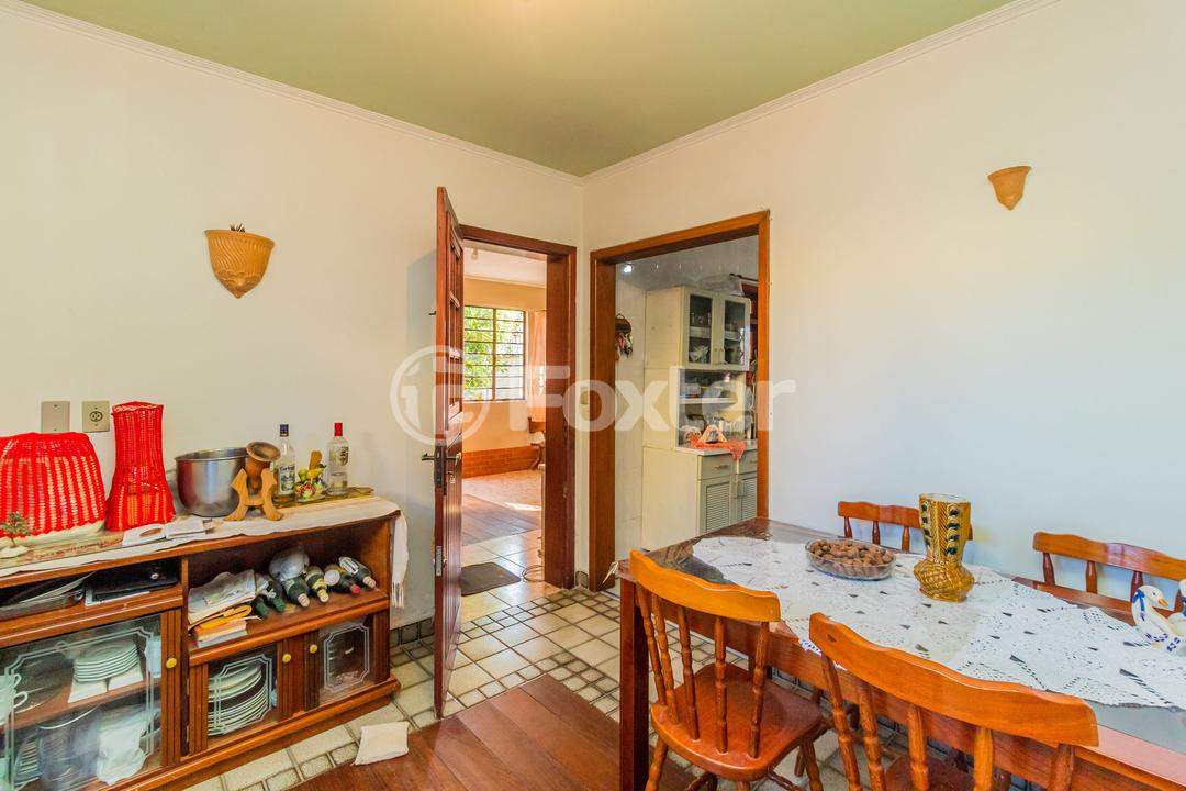 Casa à venda com 3 quartos, 380m² - Foto 7
