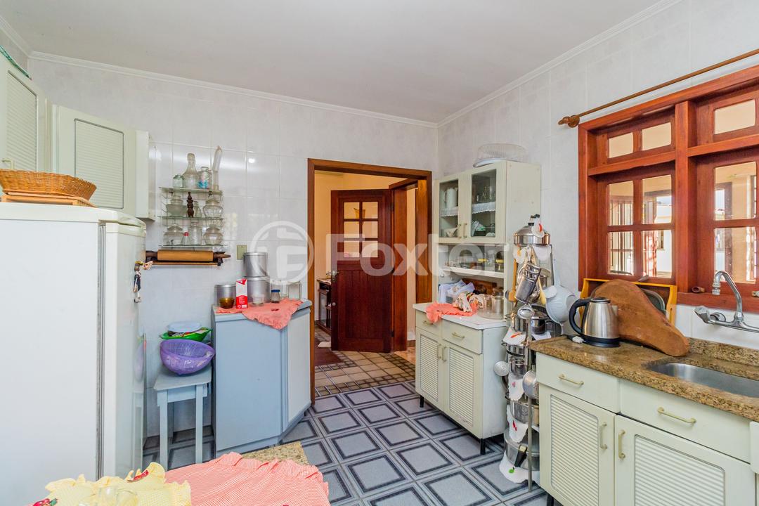 Casa à venda com 3 quartos, 380m² - Foto 23