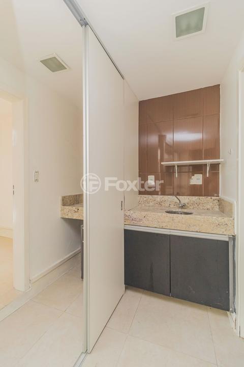 Casa à venda com 4 quartos, 250m² - Foto 18