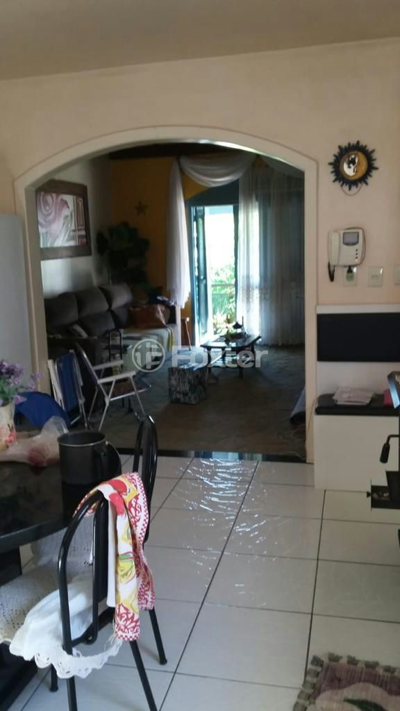 Casa à venda com 4 quartos, 300m² - Foto 2