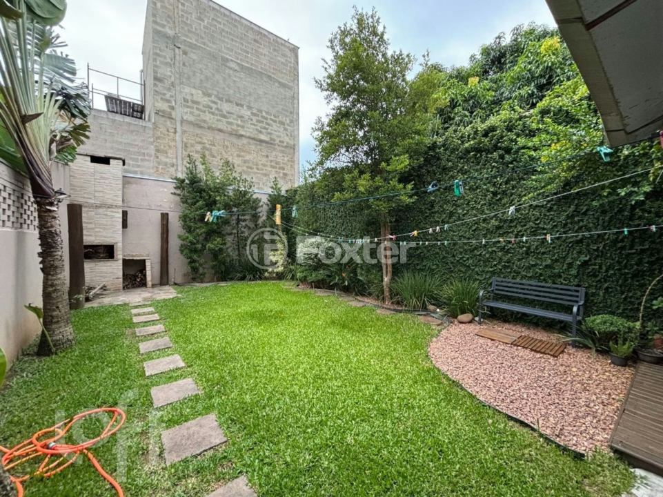 Casa à venda com 3 quartos, 150m² - Foto 28