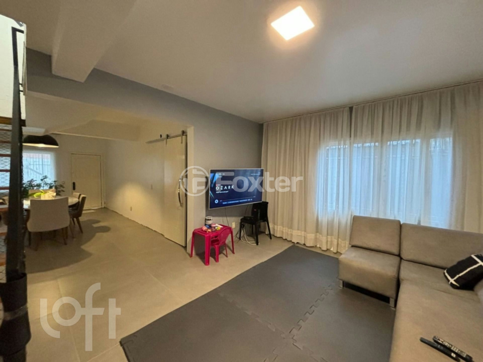 Casa à venda com 3 quartos, 150m² - Foto 4
