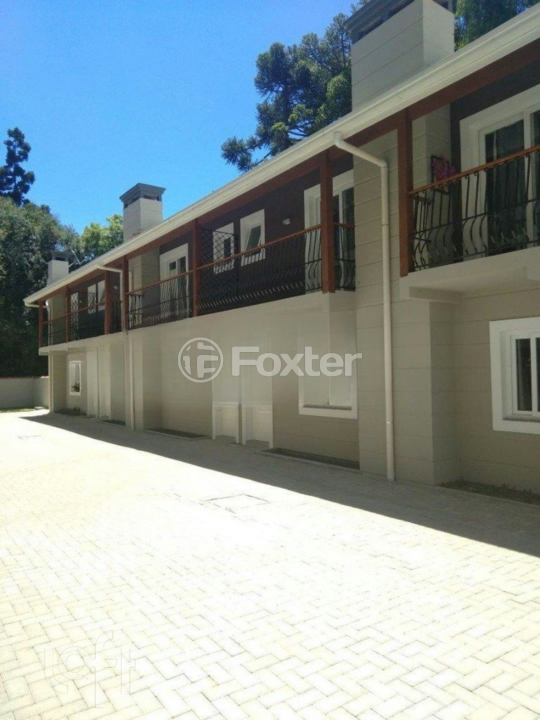 Casa à venda com 2 quartos, 95m² - Foto 1
