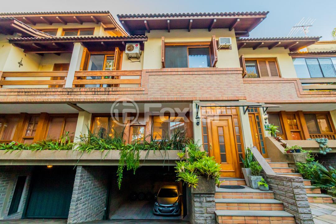 Casa de Condomínio à venda com 3 quartos, 216m² - Foto 3